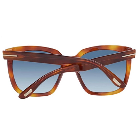 Tom Ford Amarra Sunglasses in Light Tortoise - Picture 5 of 14